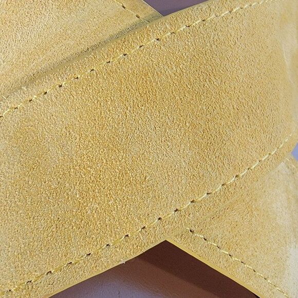 Marc Fisher MLRite Women 8.5 Flats Yellow Leather Cross-Band Ankle Strap Sandals - Picture 7 of 11